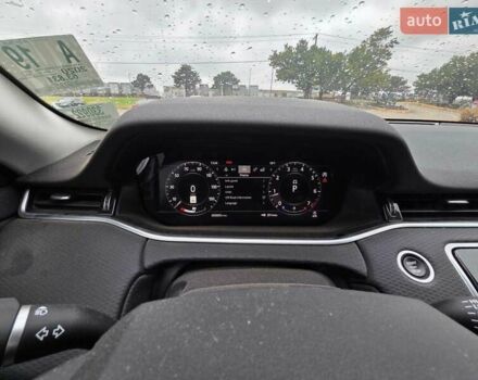 Белый Ленд Ровер Рендж Ровер Эвок, объемом двигателя 2 л и пробегом 101 тыс. км за 11000 $, фото 7 на Automoto.ua