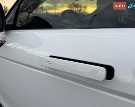 Белый Ленд Ровер Рендж Ровер Эвок, объемом двигателя 2 л и пробегом 63 тыс. км за 37500 $, фото 15 на Automoto.ua