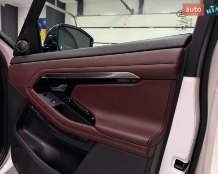 Білий Ленд Ровер Рендж Ровер Евок, об'ємом двигуна 2 л та пробігом 82 тис. км за 39900 $, фото 50 на Automoto.ua