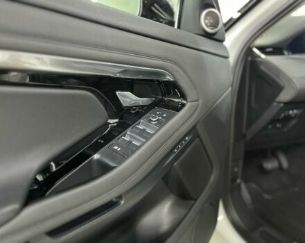 Білий Ленд Ровер Рендж Ровер Евок, об'ємом двигуна 2 л та пробігом 87 тис. км за 22500 $, фото 7 на Automoto.ua