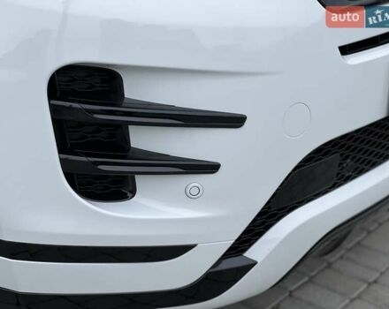 Белый Ленд Ровер Рендж Ровер Эвок, объемом двигателя 2 л и пробегом 40 тыс. км за 30950 $, фото 6 на Automoto.ua