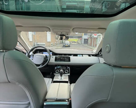 Белый Ленд Ровер Рендж Ровер Эвок, объемом двигателя 2 л и пробегом 72 тыс. км за 37900 $, фото 10 на Automoto.ua