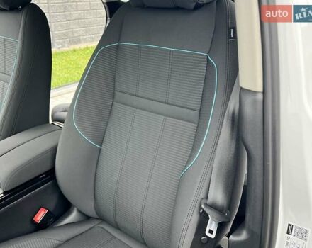 Белый Ленд Ровер Рендж Ровер Эвок, объемом двигателя 2 л и пробегом 40 тыс. км за 30950 $, фото 34 на Automoto.ua