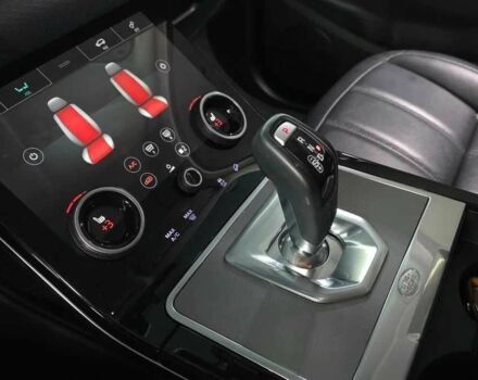 Білий Ленд Ровер Рендж Ровер Евок, об'ємом двигуна 2 л та пробігом 65 тис. км за 21000 $, фото 10 на Automoto.ua