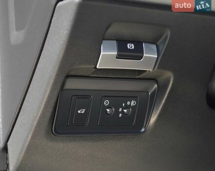 Білий Ленд Ровер Рендж Ровер Евок, об'ємом двигуна 2 л та пробігом 70 тис. км за 33900 $, фото 19 на Automoto.ua