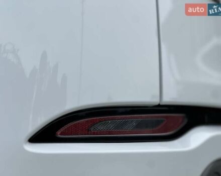 Белый Ленд Ровер Рендж Ровер Эвок, объемом двигателя 2 л и пробегом 40 тыс. км за 30950 $, фото 21 на Automoto.ua