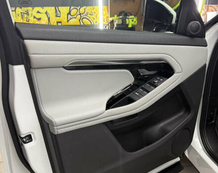 Белый Ленд Ровер Рендж Ровер Эвок, объемом двигателя 2 л и пробегом 57 тыс. км за 30899 $, фото 22 на Automoto.ua