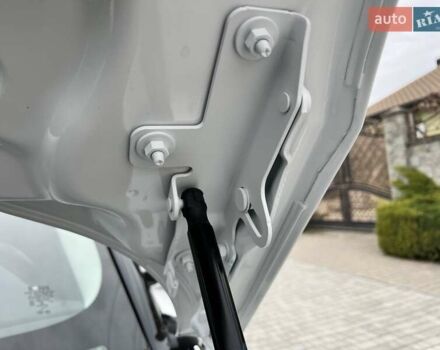 Белый Ленд Ровер Рендж Ровер Эвок, объемом двигателя 2 л и пробегом 40 тыс. км за 30950 $, фото 87 на Automoto.ua