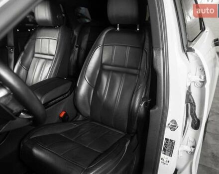 Білий Ленд Ровер Рендж Ровер Евок, об'ємом двигуна 2 л та пробігом 46 тис. км за 36900 $, фото 28 на Automoto.ua