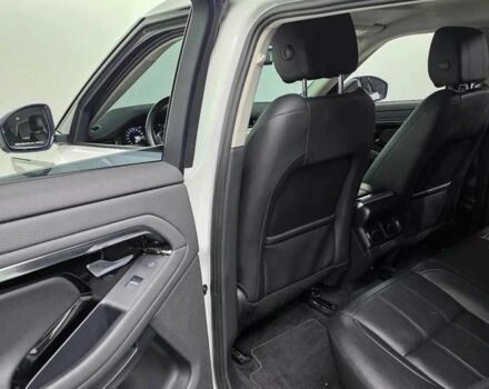 Білий Ленд Ровер Рендж Ровер Евок, об'ємом двигуна 2 л та пробігом 65 тис. км за 21000 $, фото 12 на Automoto.ua