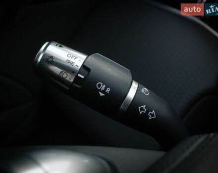 Белый Ленд Ровер Рендж Ровер Эвок, объемом двигателя 2 л и пробегом 88 тыс. км за 28000 $, фото 33 на Automoto.ua