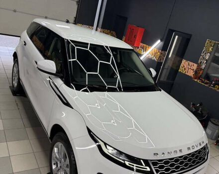 Белый Ленд Ровер Рендж Ровер Эвок, объемом двигателя 2 л и пробегом 57 тыс. км за 30899 $, фото 3 на Automoto.ua