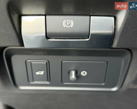 Білий Ленд Ровер Рендж Ровер Евок, об'ємом двигуна 2 л та пробігом 42 тис. км за 33000 $, фото 30 на Automoto.ua