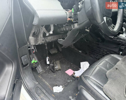 Білий Ленд Ровер Рендж Ровер Евок, об'ємом двигуна 0 л та пробігом 70 тис. км за 16000 $, фото 6 на Automoto.ua