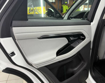 Белый Ленд Ровер Рендж Ровер Эвок, объемом двигателя 2 л и пробегом 57 тыс. км за 30899 $, фото 21 на Automoto.ua