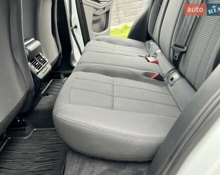 Белый Ленд Ровер Рендж Ровер Эвок, объемом двигателя 2 л и пробегом 40 тыс. км за 30950 $, фото 53 на Automoto.ua