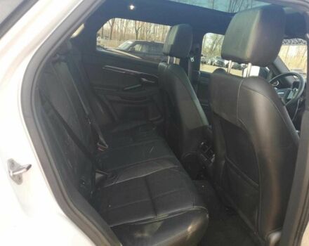 Білий Ленд Ровер Рендж Ровер Евок, об'ємом двигуна 2 л та пробігом 48 тис. км за 8000 $, фото 9 на Automoto.ua