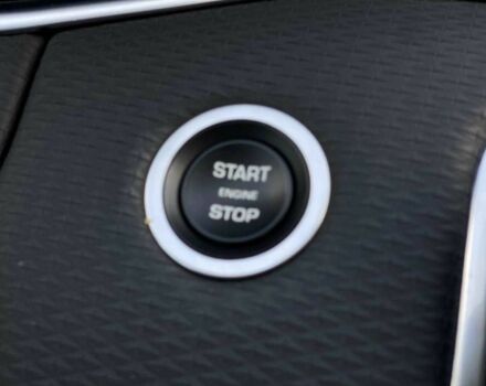 Белый Ленд Ровер Рендж Ровер Эвок, объемом двигателя 2 л и пробегом 55 тыс. км за 38490 $, фото 23 на Automoto.ua