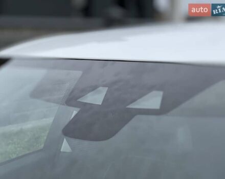 Белый Ленд Ровер Рендж Ровер Эвок, объемом двигателя 2 л и пробегом 40 тыс. км за 30950 $, фото 10 на Automoto.ua