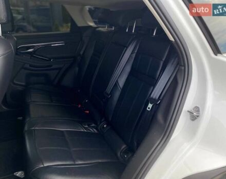 Білий Ленд Ровер Рендж Ровер Евок, об'ємом двигуна 2 л та пробігом 55 тис. км за 38490 $, фото 18 на Automoto.ua