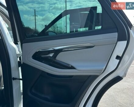 Белый Ленд Ровер Рендж Ровер Эвок, объемом двигателя 2 л и пробегом 135 тыс. км за 36000 $, фото 32 на Automoto.ua