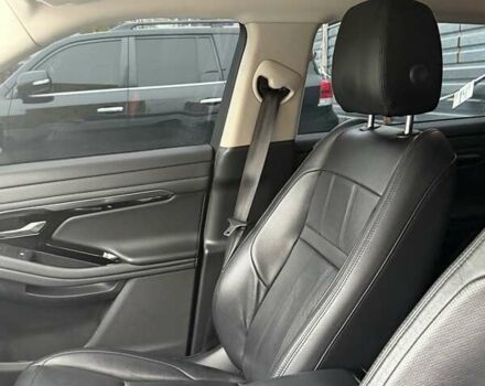 Белый Ленд Ровер Рендж Ровер Эвок, объемом двигателя 2 л и пробегом 85 тыс. км за 36000 $, фото 5 на Automoto.ua