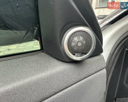 Белый Ленд Ровер Рендж Ровер Эвок, объемом двигателя 2 л и пробегом 88 тыс. км за 30500 $, фото 10 на Automoto.ua