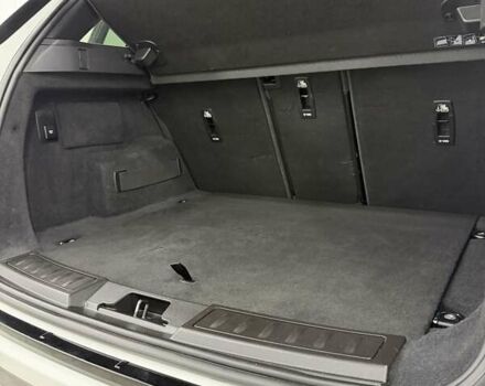 Білий Ленд Ровер Рендж Ровер Евок, об'ємом двигуна 2 л та пробігом 59 тис. км за 25999 $, фото 38 на Automoto.ua