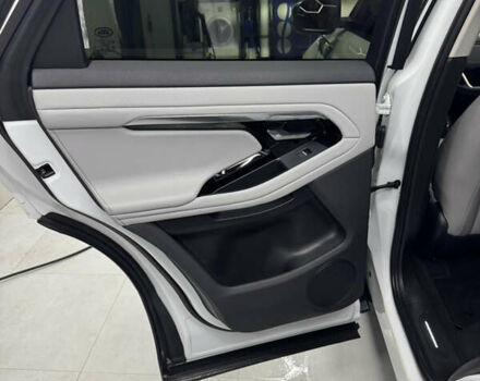 Білий Ленд Ровер Рендж Ровер Евок, об'ємом двигуна 2 л та пробігом 37 тис. км за 46000 $, фото 25 на Automoto.ua