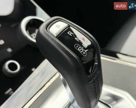 Білий Ленд Ровер Рендж Ровер Евок, об'ємом двигуна 2 л та пробігом 40 тис. км за 46000 $, фото 35 на Automoto.ua