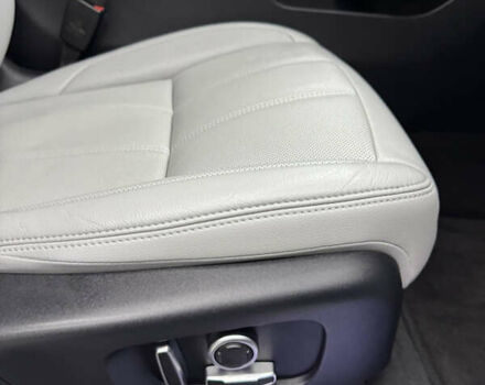 Білий Ленд Ровер Рендж Ровер Евок, об'ємом двигуна 2 л та пробігом 37 тис. км за 46000 $, фото 8 на Automoto.ua