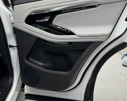 Білий Ленд Ровер Рендж Ровер Евок, об'ємом двигуна 2 л та пробігом 37 тис. км за 46000 $, фото 14 на Automoto.ua