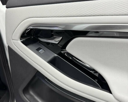 Білий Ленд Ровер Рендж Ровер Евок, об'ємом двигуна 2 л та пробігом 37 тис. км за 46000 $, фото 13 на Automoto.ua