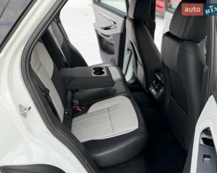 Білий Ленд Ровер Рендж Ровер Евок, об'ємом двигуна 2 л та пробігом 40 тис. км за 46000 $, фото 21 на Automoto.ua