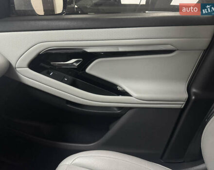 Білий Ленд Ровер Рендж Ровер Евок, об'ємом двигуна 2 л та пробігом 77 тис. км за 40900 $, фото 23 на Automoto.ua