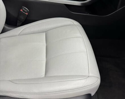 Білий Ленд Ровер Рендж Ровер Евок, об'ємом двигуна 2 л та пробігом 37 тис. км за 46000 $, фото 7 на Automoto.ua