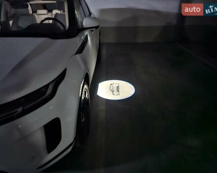 Ленд Ровер Рендж Ровер Евок 2021 у Києві на Automoto.ua Білий Ленд Ровер Рендж Ровер Евок, об'ємом двигуна 2 л та пробігом 72 тис. км за 45000 $, фото 18 на Automoto.ua