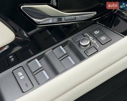 Білий Ленд Ровер Рендж Ровер Евок, об'ємом двигуна 2 л та пробігом 40 тис. км за 46000 $, фото 18 на Automoto.ua