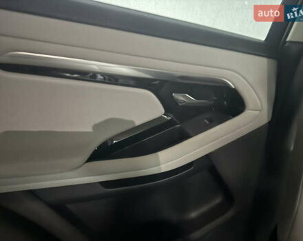 Білий Ленд Ровер Рендж Ровер Евок, об'ємом двигуна 2 л та пробігом 77 тис. км за 40900 $, фото 29 на Automoto.ua