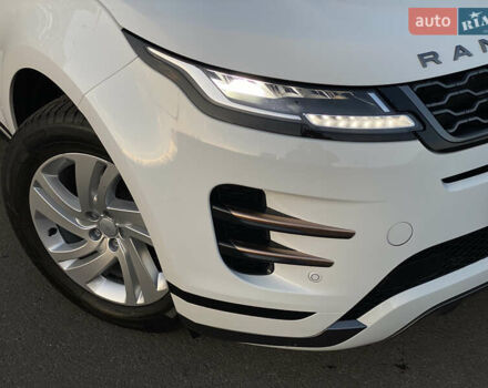 Белый Ленд Ровер Рендж Ровер Эвок, объемом двигателя 2 л и пробегом 41 тыс. км за 51990 $, фото 2 на Automoto.ua