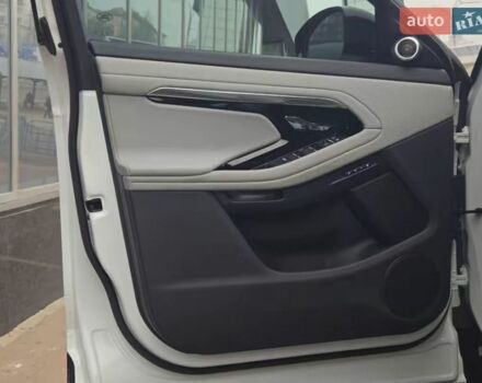 Белый Ленд Ровер Рендж Ровер Эвок, объемом двигателя 2 л и пробегом 34 тыс. км за 49900 $, фото 11 на Automoto.ua