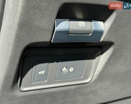 Белый Ленд Ровер Рендж Ровер Эвок, объемом двигателя 2 л и пробегом 21 тыс. км за 41999 $, фото 34 на Automoto.ua