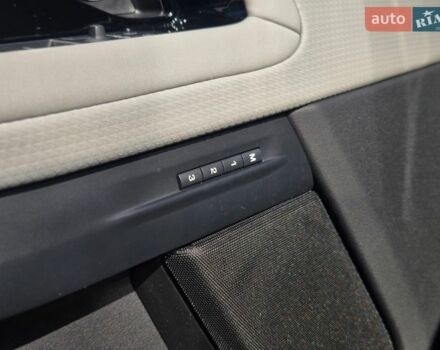 Білий Ленд Ровер Рендж Ровер Евок, об'ємом двигуна 2 л та пробігом 37 тис. км за 44900 $, фото 14 на Automoto.ua