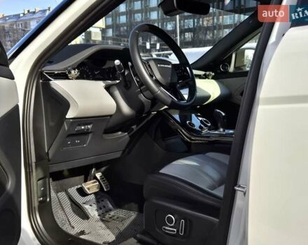 Белый Ленд Ровер Рендж Ровер Эвок, объемом двигателя 2 л и пробегом 34 тыс. км за 48900 $, фото 8 на Automoto.ua