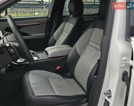 Білий Ленд Ровер Рендж Ровер Евок, об'ємом двигуна 2 л та пробігом 34 тис. км за 51800 $, фото 10 на Automoto.ua