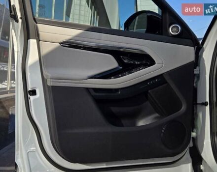 Білий Ленд Ровер Рендж Ровер Евок, об'ємом двигуна 2 л та пробігом 34 тис. км за 47900 $, фото 17 на Automoto.ua