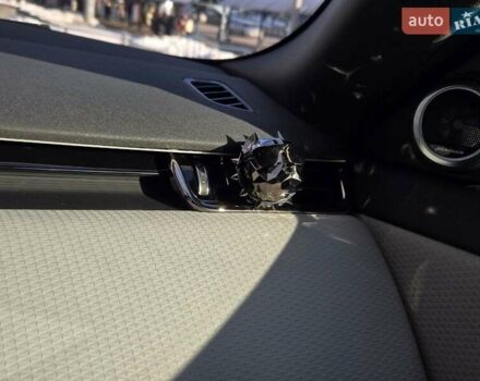 Белый Ленд Ровер Рендж Ровер Эвок, объемом двигателя 2 л и пробегом 34 тыс. км за 47900 $, фото 35 на Automoto.ua