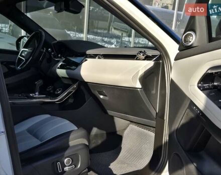 Белый Ленд Ровер Рендж Ровер Эвок, объемом двигателя 2 л и пробегом 34 тыс. км за 48900 $, фото 11 на Automoto.ua