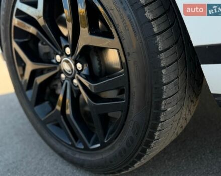 Білий Ленд Ровер Рендж Ровер Евок, об'ємом двигуна 2 л та пробігом 84 тис. км за 36500 $, фото 29 на Automoto.ua