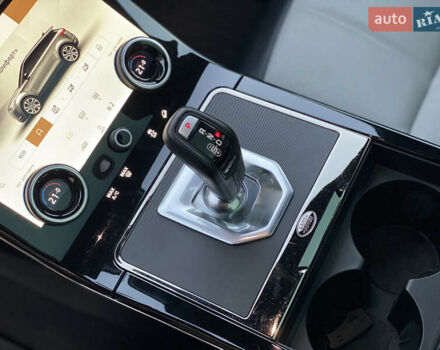 Белый Ленд Ровер Рендж Ровер Эвок, объемом двигателя 2 л и пробегом 41 тыс. км за 51990 $, фото 19 на Automoto.ua